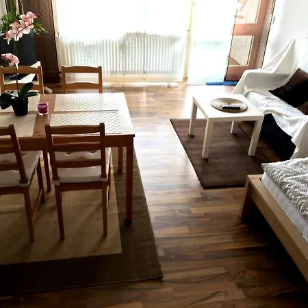 Sunshine Apartment *