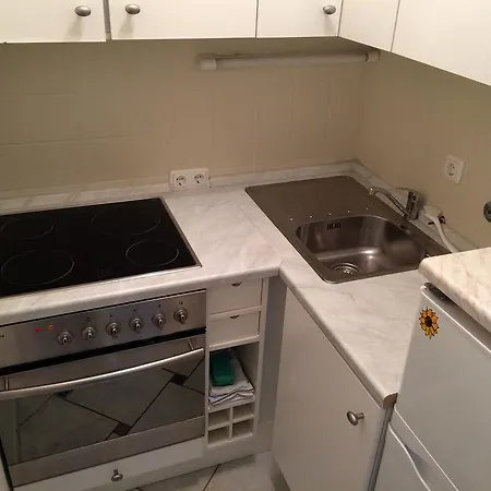 Sunshine Apartment *